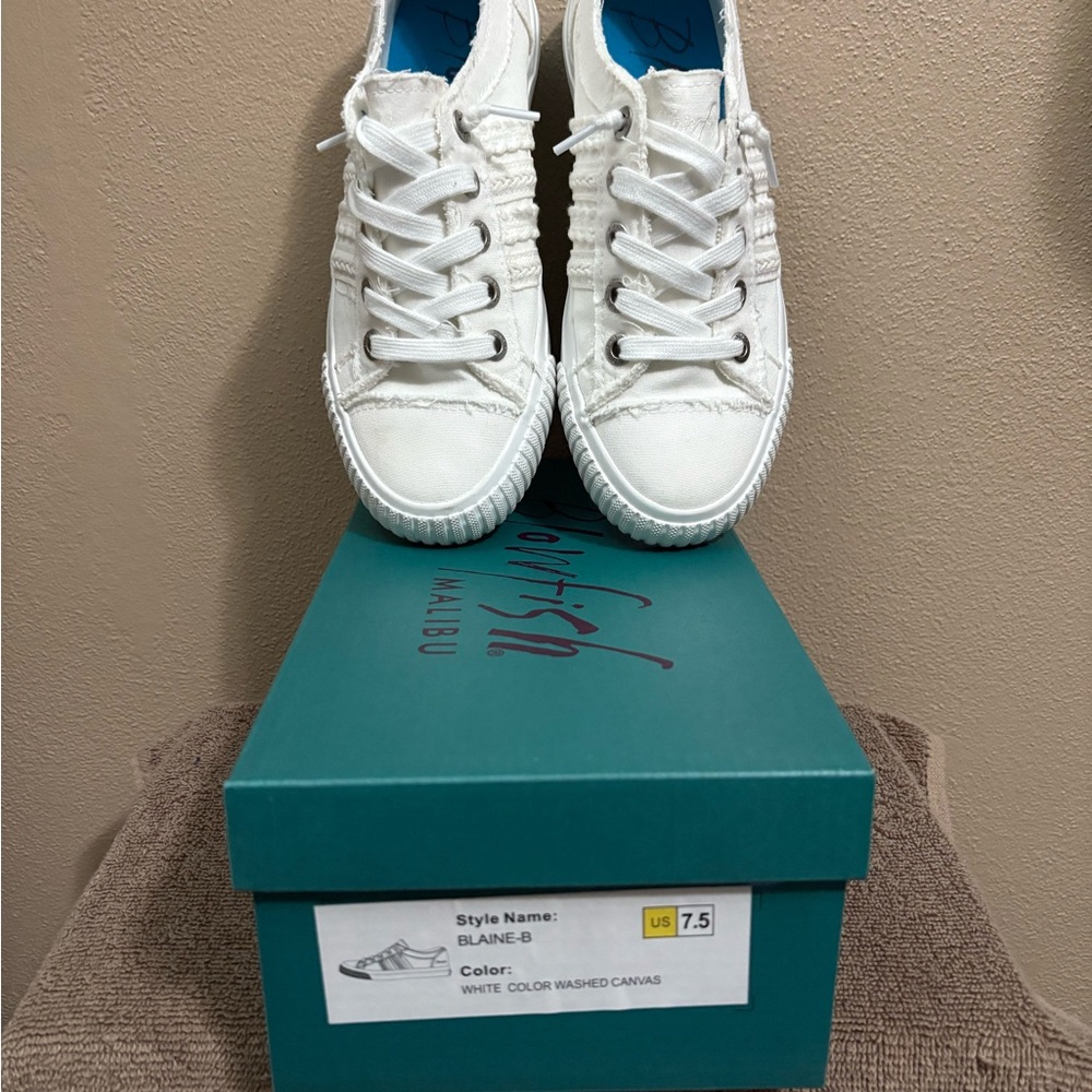 Blowfish Kids White Canvas Sneakers